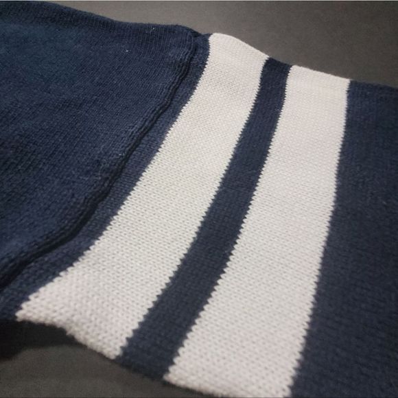 Brandy Melville Women's Long Sleeves Cotton Navy Sweater Pullover One Size - Picture 6 of 8